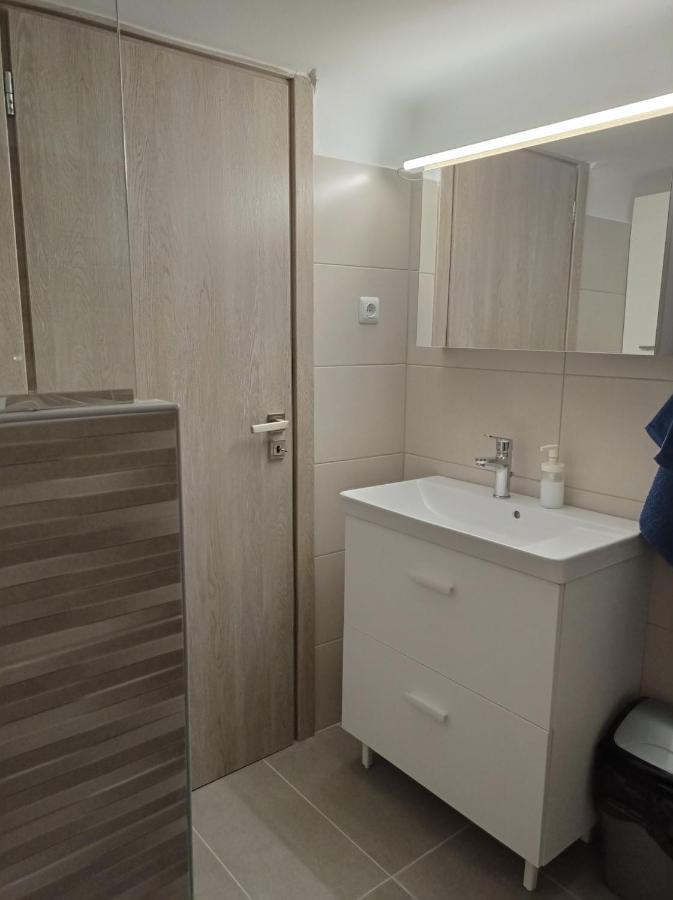 Central Town House 60M2**** Πειραιάς Εξωτερικό φωτογραφία